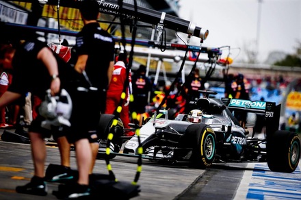 F1, Hamilton avanti nelle libere: la vittoria a 1,78