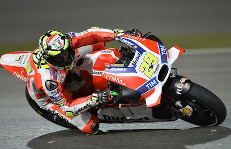 MotoGP Qatar, libere3: missile Iannone, Rossi è settimo