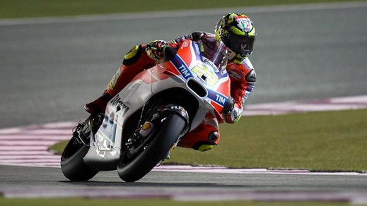 Motogp, Qatar: Iannone ci prova, la pole a 3,30