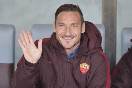 Calciomercato Roma, Totti: dopo il grande gelo ecco uno spiraglio