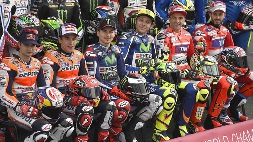 MotoGP 2016: le foto dei 21 piloti