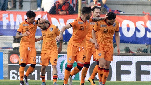 Risultati Serie B: Cagliari show a Vicenza, ora è primo a +2 dal Crotone. Pari Salernitana e Latina