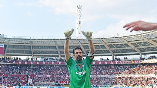 Juventus, Buffon imbattibile: il record è suo, supera Rossi