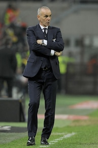 Lazio, furia Pioli contro l'arbitro: «Fischiava sempre a favore del Milan»