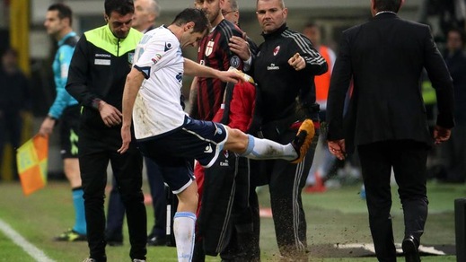 Lulic espulso, l'eroe del 26 maggio salterà il derby con la Roma