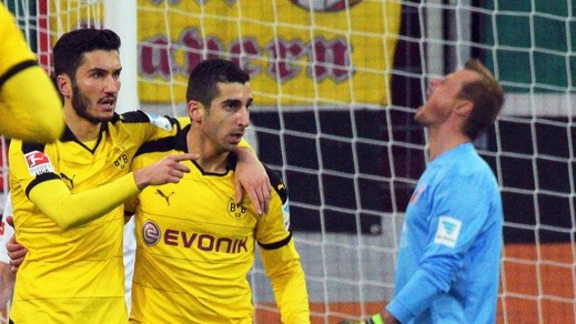 Bundesliga, il Borussia risponde al Bayern. Ok il Leverkusen