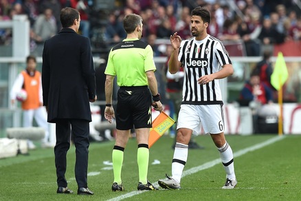 Serie A Juventus, Khedira, offese a Rizzoli: due giornate di squalifica