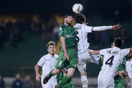 Avellino-Ternana 0-2: doppietta Ceravolo, biancoverdi ko