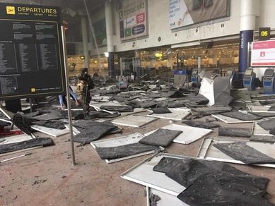Attentati a Bruxelles, colpiti aeroporto e metropolitana: il bilancio è di 34 morti, rivendicazione Isis