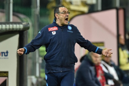 I tifosi del Napoli: De Laurentiis fai firmare Sarri