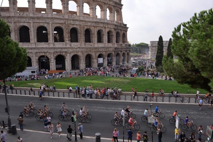 Pasqua: 9,7 milioni di italiani in viaggio