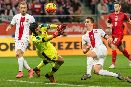 Inter, fai in fretta: il Bayern Monaco ti soffia Milik