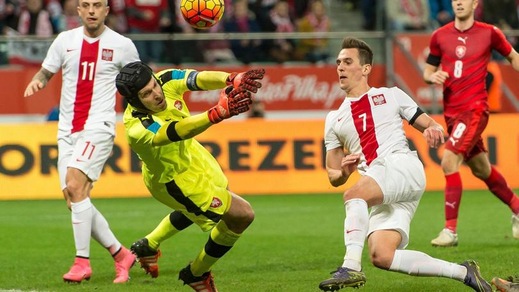 Inter, fai in fretta: il Bayern Monaco ti soffia Milik