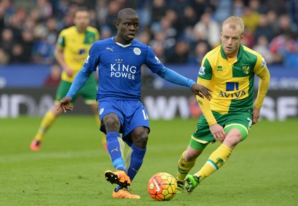 Calciomercato, Juventus stregata da Kantè: asta con Chelsea e City