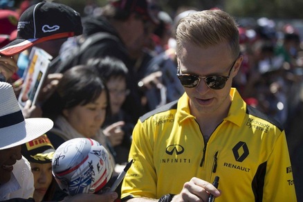 F1 Renault, Magnussen: «In Barhain serve potenza»