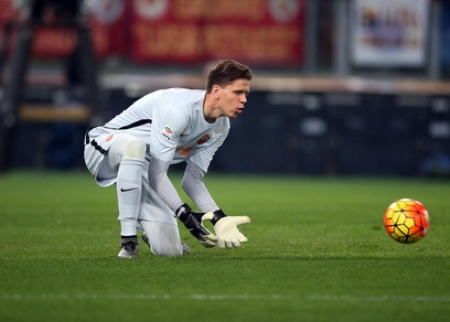 Roma, squadra in campo a Trigoria: rientrati Manolas e Szczesny