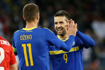 Amichevoli Internazionali: Svizzera-Bosnia 0-2, in gol Dzeko e Pjanic