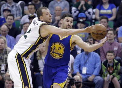 Thompson salva Golden State, Barea piega i Knicks