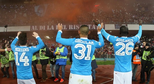 Napoli, Higuain segna e il San Paolo trema: aperta un'inchiesta