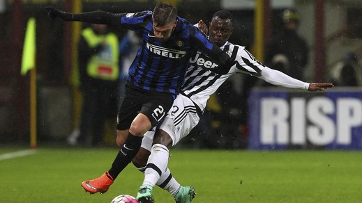 Inter, la parabola discendente di Santon: la Premier nel suo futuro