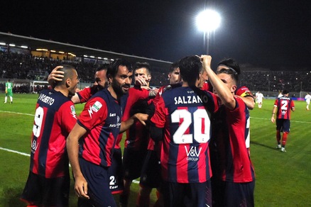 Diretta Modena-Crotone, probabili formazioni e tempo reale