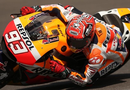 MotoGp, Argentina: Marquez in pole, Rossi secondo