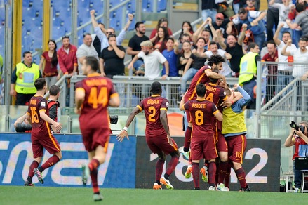 Lazio-Roma 1-4: i giallorossi trionfano, che poker all'Olimpico