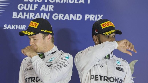 F1 Bahrain, Hamilton: «Macchina danneggiata, poteva andare peggio»