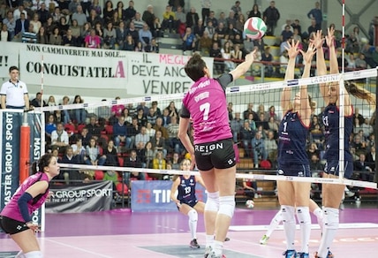 Volley: A2 Femminile,  Forlì e Soverato vincono insieme
