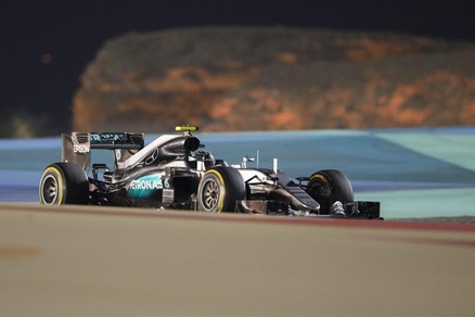 F1, Rosberg vince ancora: il titolo scende a 2,25
