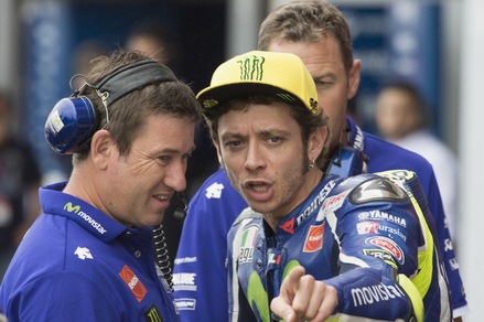 MotoGp, Valentino Rossi: «Iannone ha una guida aggressiva»