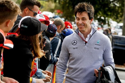 F1 Mercedes, Wolff: «Serve migliorare le partenze»