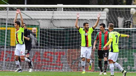 Ternana-Crotone 1-2, calabresi sempre più primi