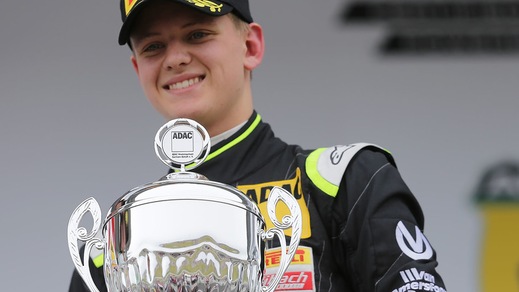 F4, a Misano doppietta Schumacher!