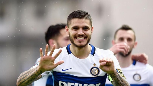 Icardi festeggia i 50 gol con l'Inter