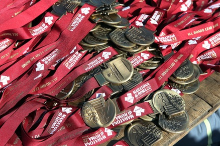 Maratona di Roma, quante medaglie per i corridori