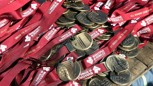 Maratona di Roma, quante medaglie per i corridori