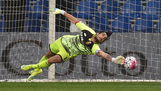 Serie A Genoa, per Perin accertamenti in vista