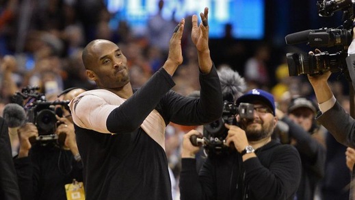 Basket, Nba: Bryant dice addio, in quota un futuro da coach