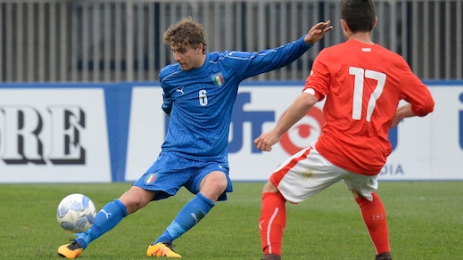 Calciomercato: «Arsenal e Leicester vogliono soffiare Locatelli al Milan»