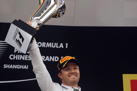 Formula 1, GP Cina: che trionfo Rosberg