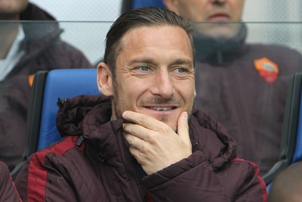 Roma-Torino: Totti e Dzeko in panchina