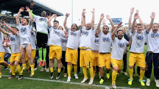 Il Parma torna tra i professionisti, grande f esta crociata