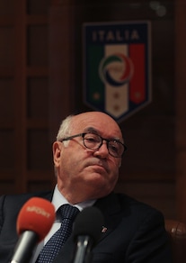 Tavecchio, siluro alla Juventus su Calciopoli, poi rivela: solo 5 club potrebbero iscriversi