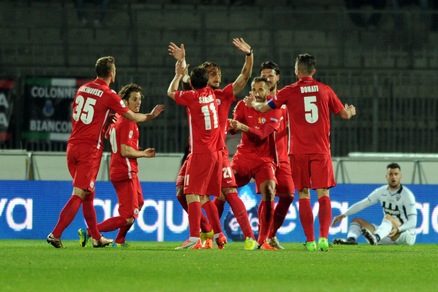 Ascoli-Bari 0-1, decide l'errore di Cinaglia