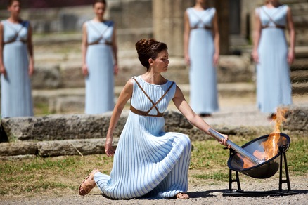Olimpiadi, domani l'accensione della fiamma olimpica: prove senza intoppi