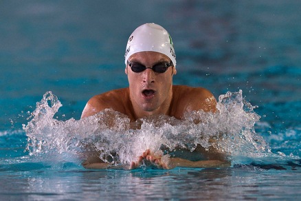 Nuoto, titolo e qualificazione olimpica per Turrini nei 400 misti