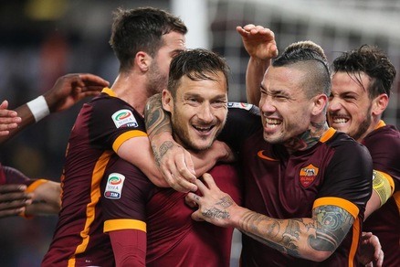 Roma-Torino 3-2: Totti show salva la Roma