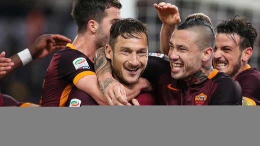 Roma-Torino 3-2: Totti show salva la Roma