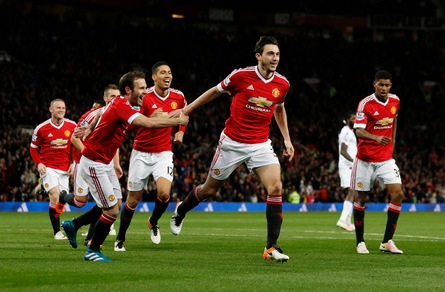 Premier League: Manchester United ok con Darmian, poker Liverpool nel derby contro l'Everton